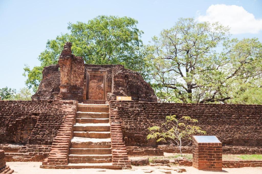 Royal Kandyan Exteriör bild