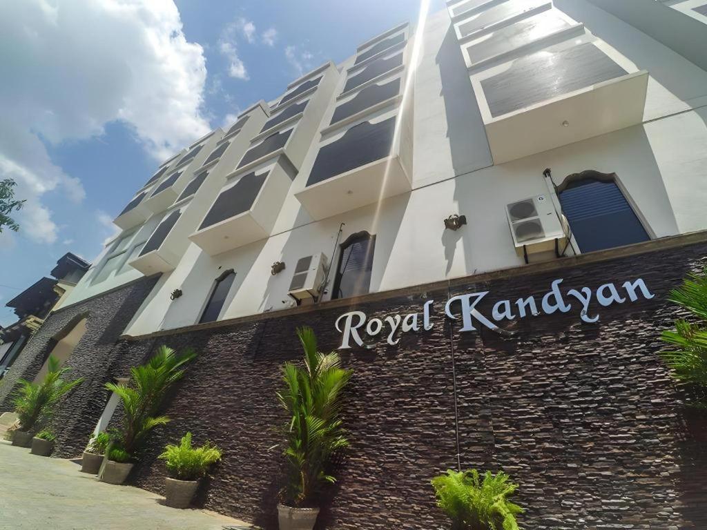 Royal Kandyan Exteriör bild